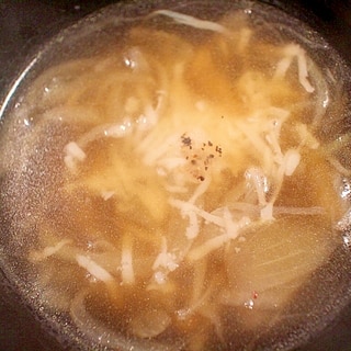 【超簡単】優しい味のオニオンスープ